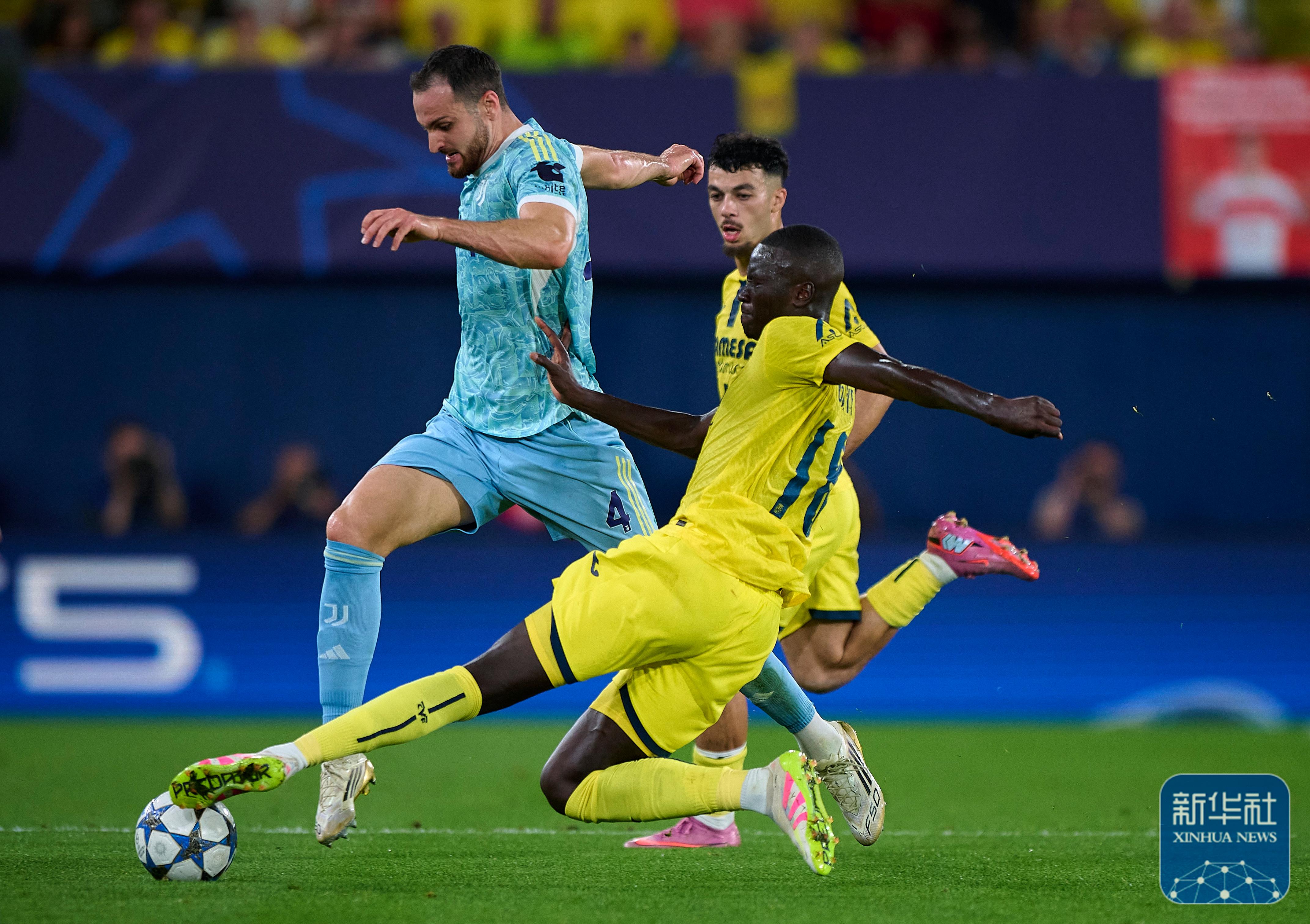 清晨体能课后；比利亚雷亚尔调整名单备战NBA常规赛；震撼外界；身体对抗强度拉满的简单介绍