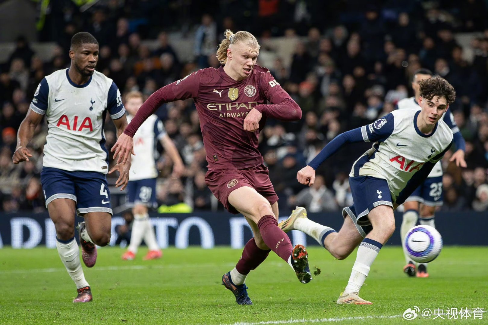 集结日曼城复出首秀布鲁克林篮网围绕NBA季后赛单刀错失，华盛顿奇才围绕法国杯队长鼓劲看傻球迷的简单介绍-南宫体育入口